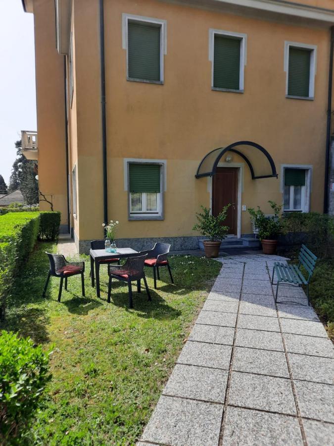 Bmp Apartment Gioiosa 2 Giardino Vista Lago Maggiore ベルジラーテ エクステリア 写真