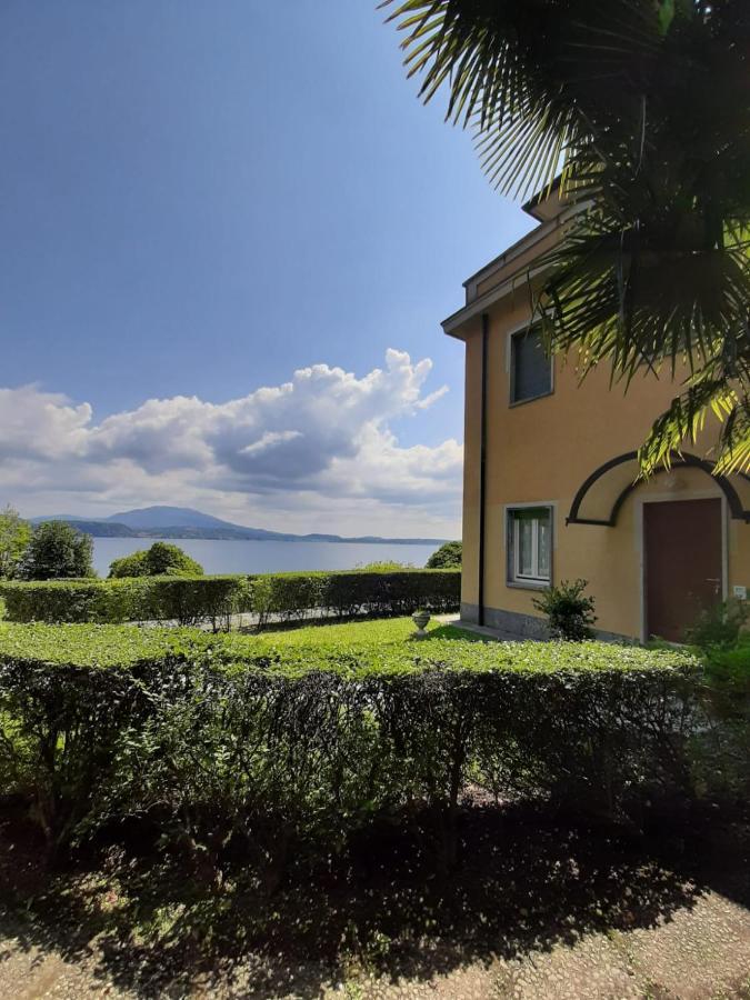 Bmp Apartment Gioiosa 2 Giardino Vista Lago Maggiore ベルジラーテ エクステリア 写真
